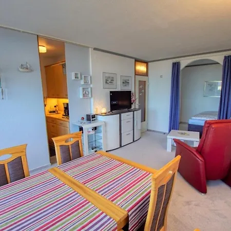 - Haus A, App 0a0405 Apartment *
